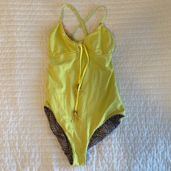 Maaji One Piece Swimsuit - Picture 6 of 7